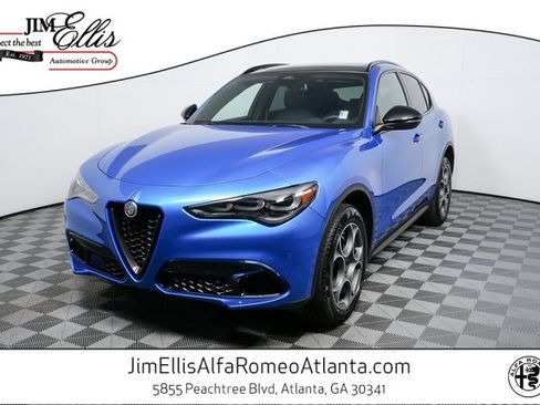 New 2025 Alfa Romeo Stelvio Sprint w/ Convenience Package image 1