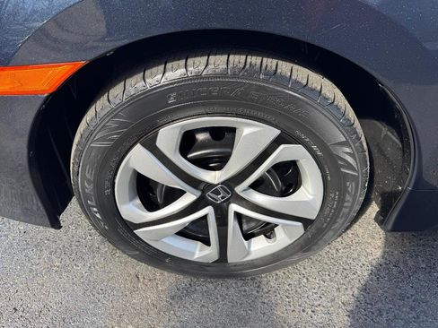 Used 2018 Honda Civic LX image 10