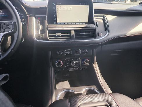 Used 2024 Chevrolet Suburban RST image 20