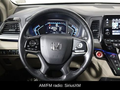 Used 2018 Honda Odyssey Elite image 7