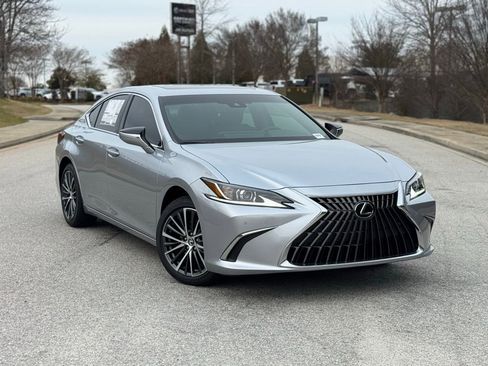 New 2025 Lexus ES 350 w/ Premium Package image 2