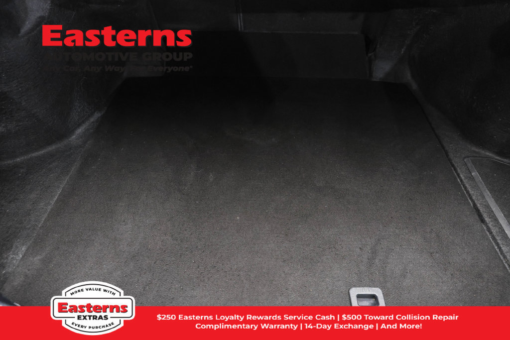 Used 2025 Toyota Camry SE FWD image 10