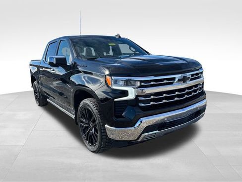 Used 2022 Chevrolet Silverado 1500 LTZ w/ LTZ Premium Package image 7