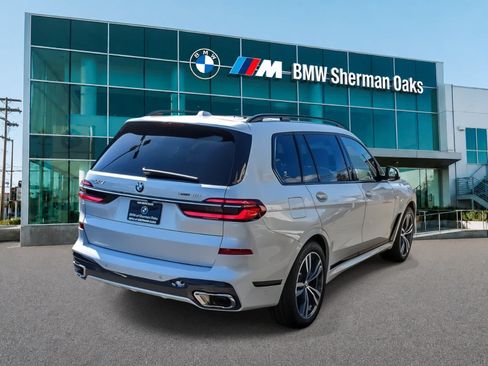 New 2027 BMW X7 xDrive40i AWD/4WD image 4