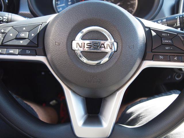 Used 2019 Nissan Kicks SV FWD image 9