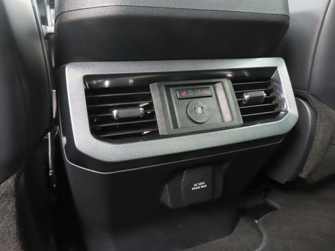 Used 2025 Ford F250 Platinum image 13