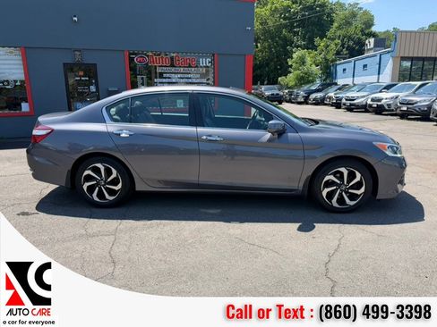 Used 2017 Honda Accord EX-L image 8