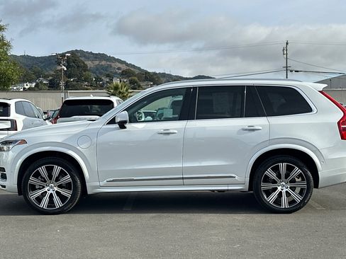 Certified 2023 Volvo XC90 T8 Plus w/ Protection Package image 6
