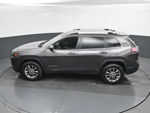 Used 2021 Jeep Cherokee Latitude Plus AWD/4WD image 36