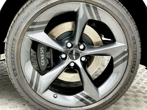 Certified 2026 Genesis GV70 3.5T Sport Prestige AWD/4WD image 10