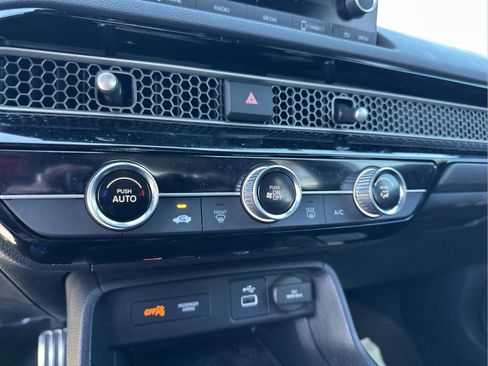 Certified 2024 Honda Civic Sport image 30