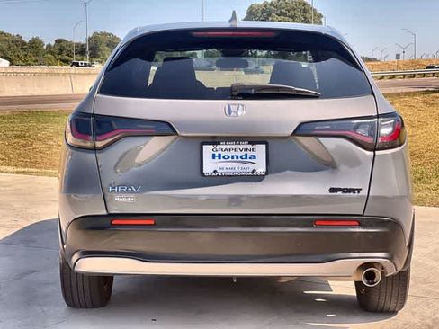 Used 2024 Honda HR-V Sport image 6