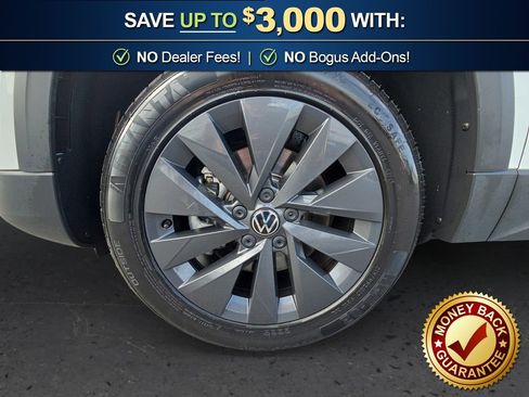 Used 2023 Volkswagen Taos S image 13