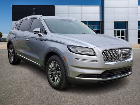 Used 2023 Lincoln Nautilus FWD image 1