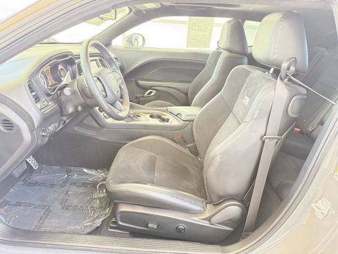 Used 2023 Dodge Challenger R/T Scat Pack w/ T/A Package image 3