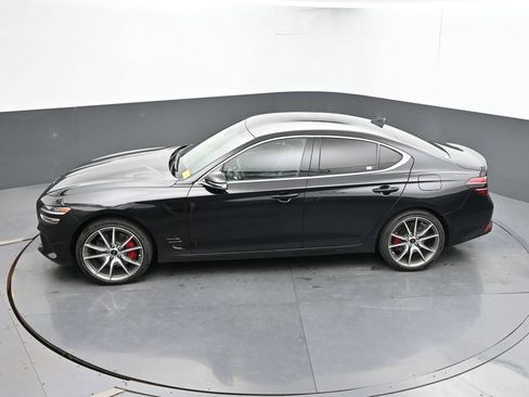 Used 2025 Genesis G70 2.5T AWD/4WD image 33