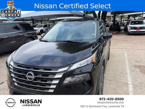 Certified 2024 Nissan Rogue SV FWD image 1