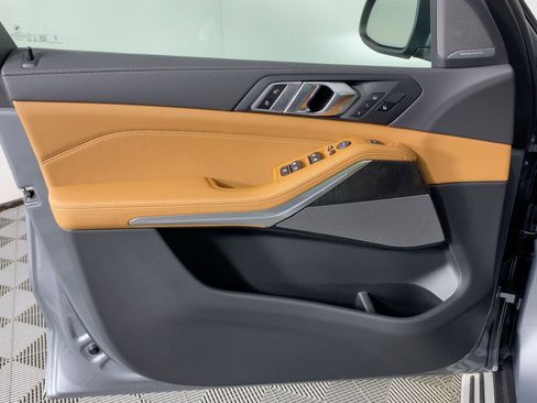 New 2026 BMW X5 sDrive40i image 10