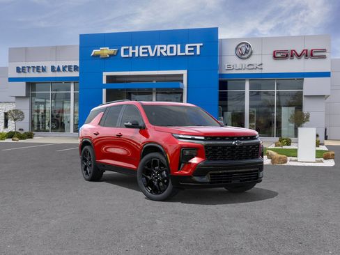 Certified 2024 Chevrolet Traverse RS w/ LPO, Floor Liner Package image 1