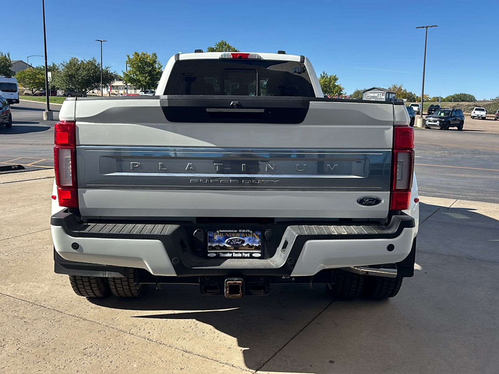 Used 2022 Ford F450 Platinum w/ Camper Package AWD/4WD image 6