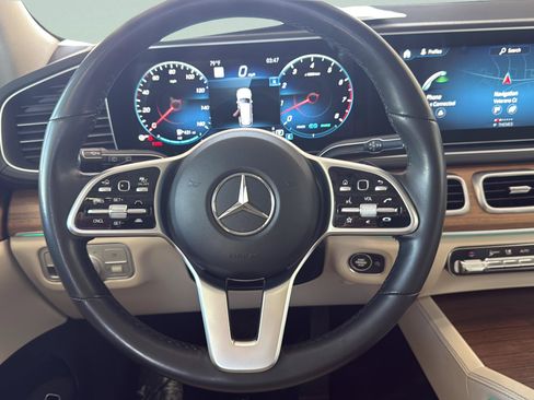 Certified 2022 Mercedes-Benz GLS 450 4MATIC image 36