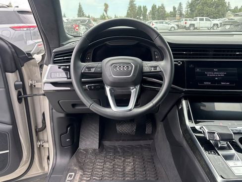 Used 2023 Audi Q8 Prestige w/ Prestige Package AWD/4WD image 16