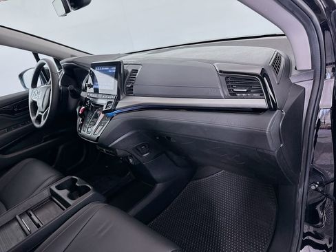 Certified 2024 Honda Odyssey Touring image 30