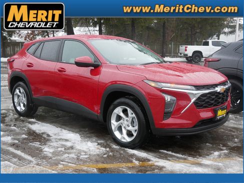 New 2026 Chevrolet Trax LS w/ LS Convenience Package image 1