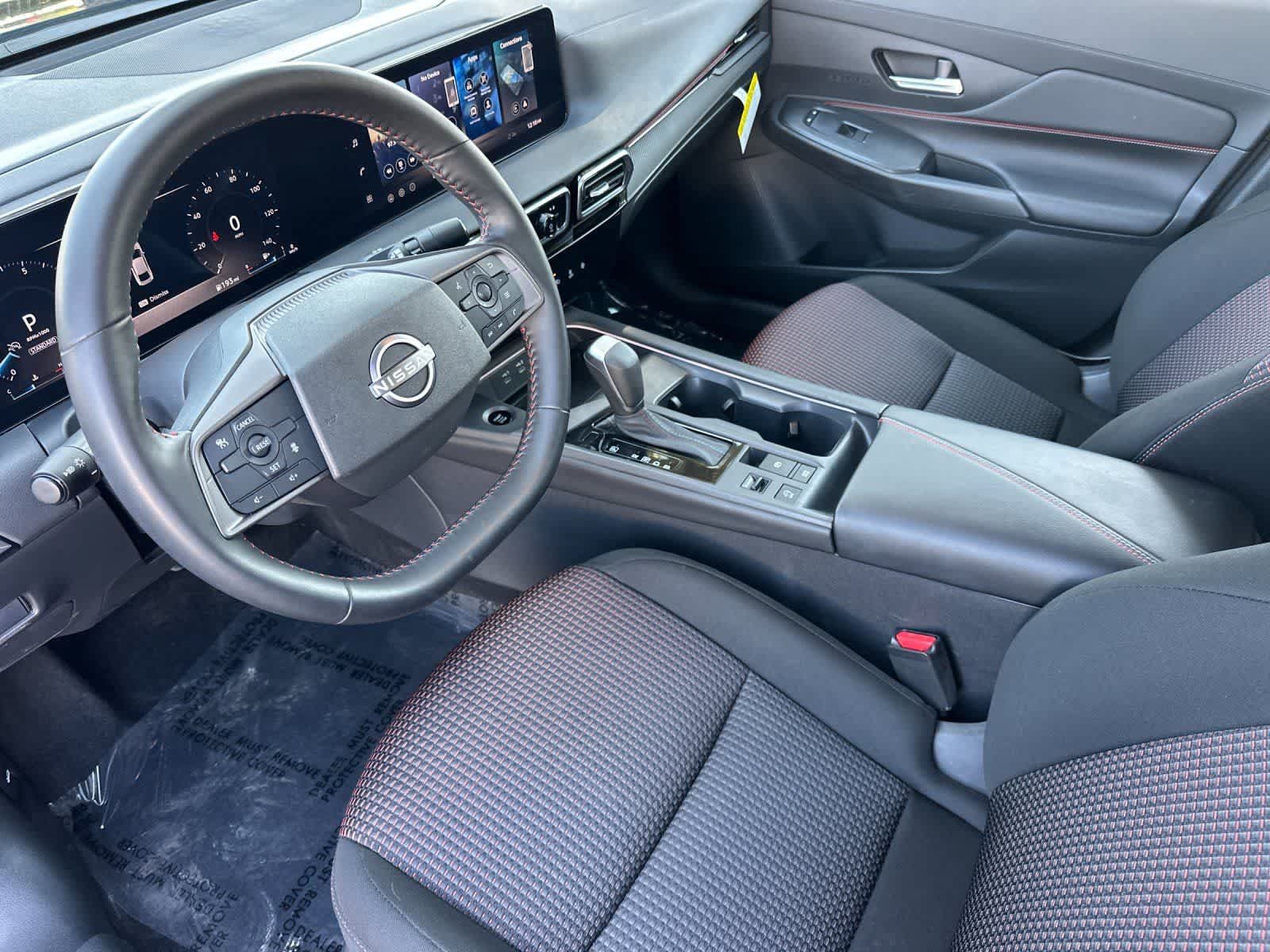 Used 2026 Nissan Sentra SR w/ Floor Mat Package FWD image 12