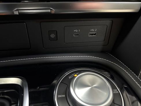 Used 2024 INFINITI QX80 Premium Select w/ Cargo Package image 24