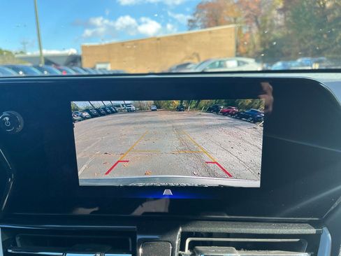 Used 2025 Chevrolet TrailBlazer LT image 17