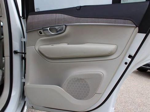 Certified 2023 Volvo XC90 B6 Ultimate w/ Protection Package AWD/4WD image 20