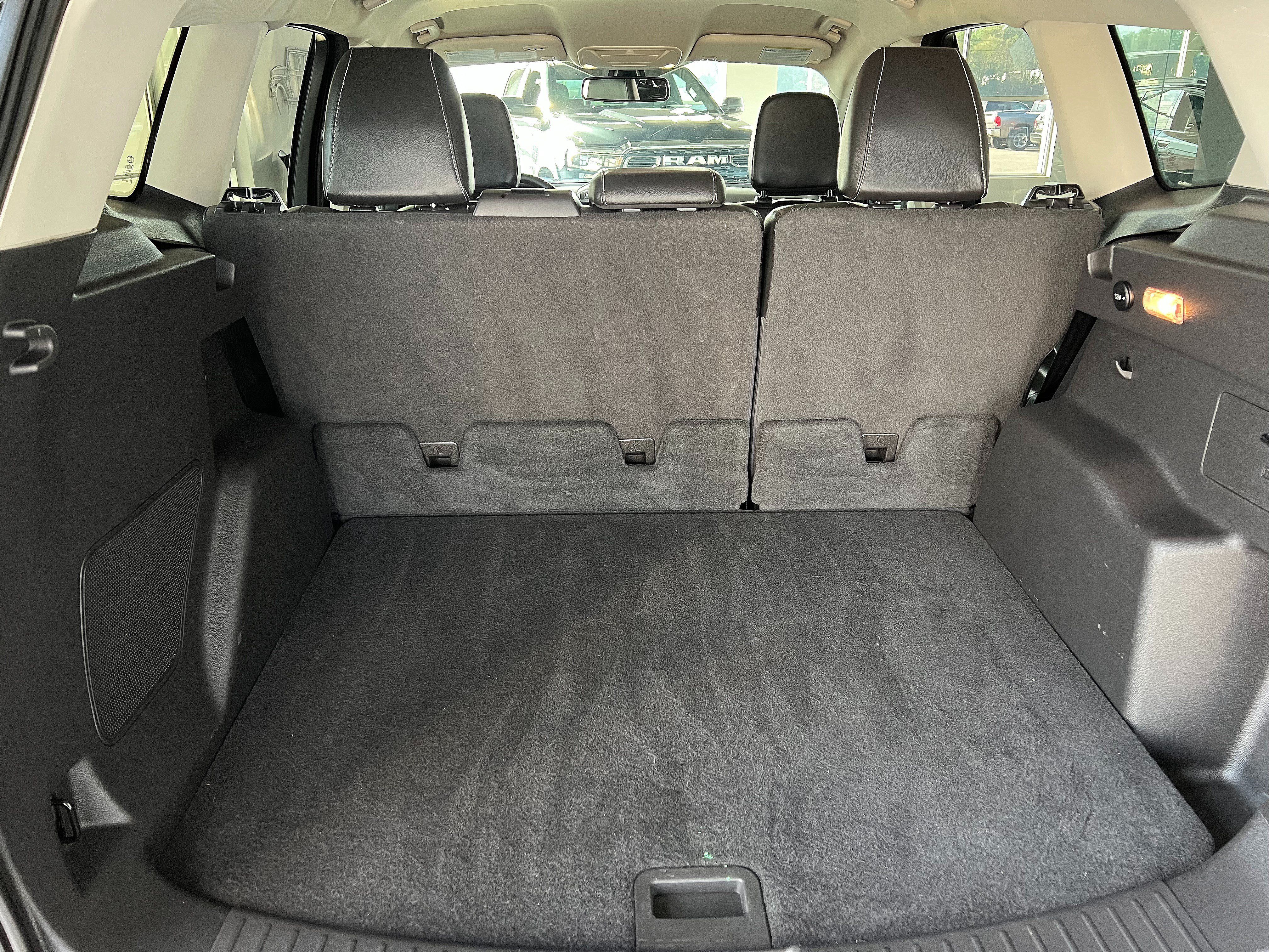 Used 2018 Ford Escape Titanium AWD/4WD image 21
