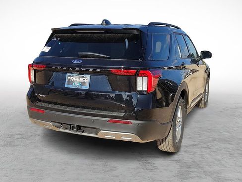 New 2025 Ford Explorer Active w/ Active Comfort Package RWD image 10