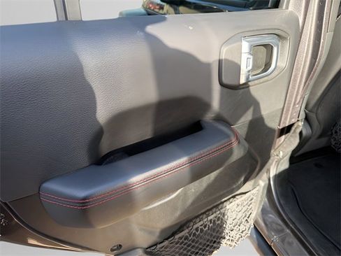 Used 2021 Jeep Wrangler Unlimited Rubicon image 9