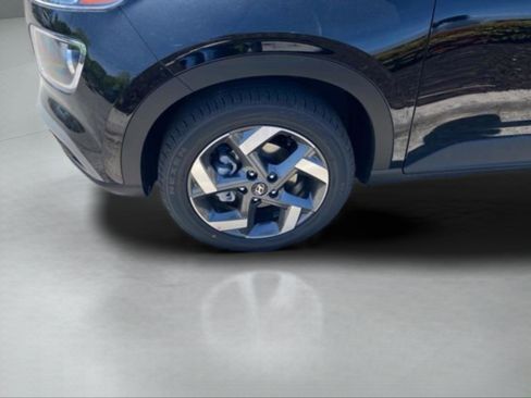 New 2026 Hyundai Venue SEL FWD image 35