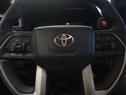 New 2026 Toyota 4Runner TRD Off-Road Premium AWD/4WD image 25