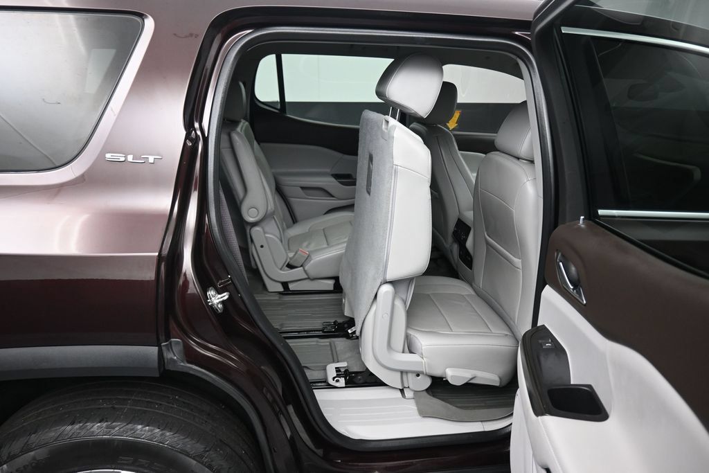 Used 2020 GMC Acadia SLT w/ Trailering Package FWD image 51
