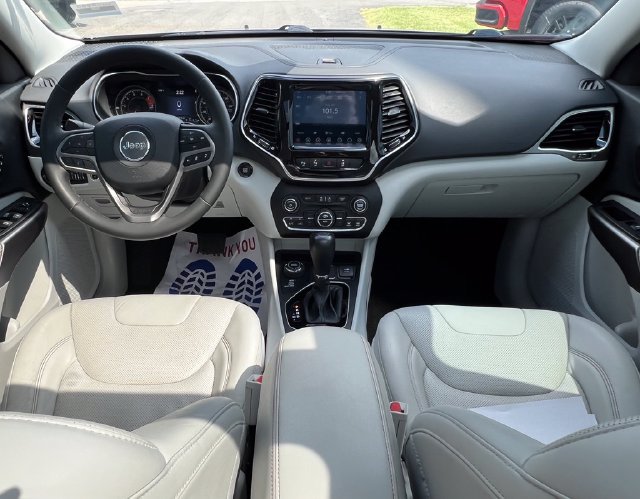 Used 2021 Jeep Cherokee Limited AWD/4WD image 2