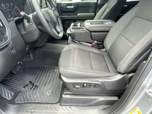 Used 2025 Chevrolet Silverado 1500 Custom RWD image 14