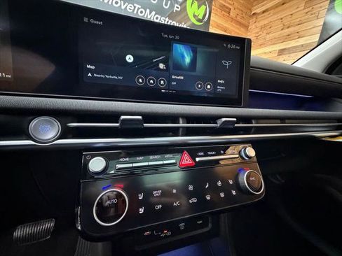 New 2026 Hyundai Tucson Limited image 15