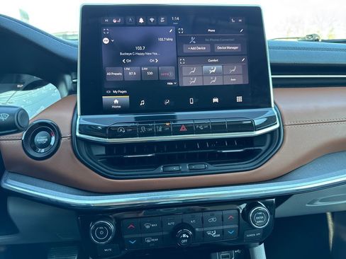 Certified 2022 Jeep Compass Limited image 22