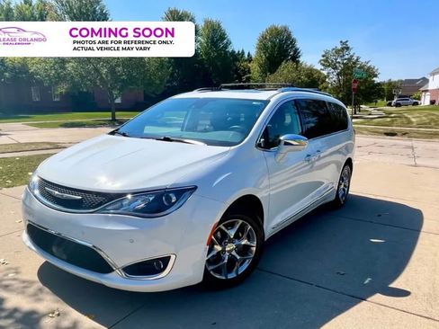 Used 2019 Chrysler Pacifica Limited w/ Advanced Safetytec Group image 1