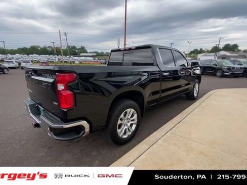 Certified 2022 Chevrolet Silverado 1500 LTZ w/ LTZ Premium Package AWD/4WD image 10