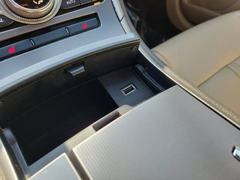 Used 2019 Lincoln MKZ Premiere FWD image 31