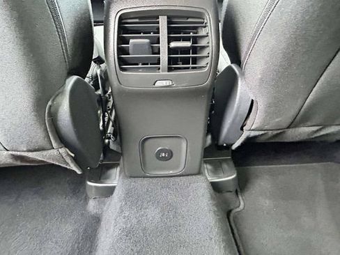 Certified 2025 Ford Escape Active FWD image 14