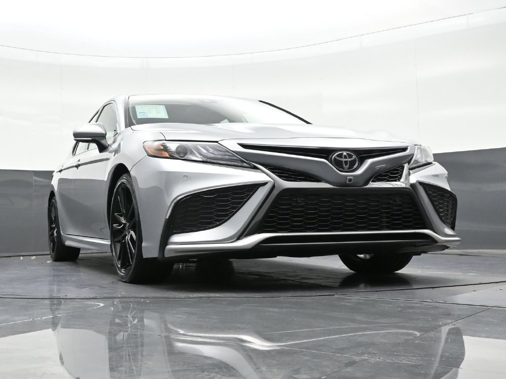 Used 2024 Toyota Camry XSE w/ Driver Assist Package FWD image 28