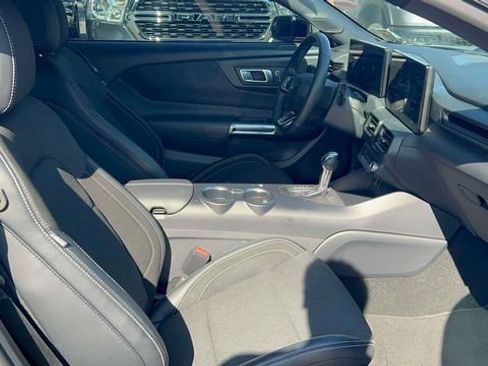 Used 2024 Ford Mustang Coupe RWD image 22