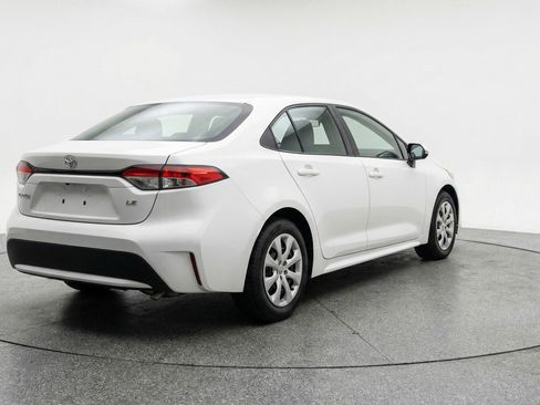 Used 2025 Toyota Corolla LE FWD image 9