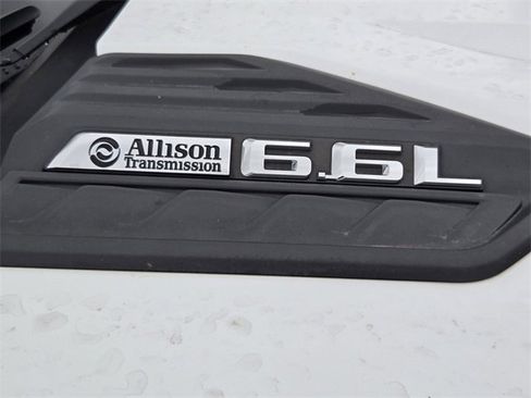 Used 2024 Chevrolet Silverado 2500 LT image 23